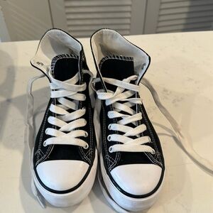 Unisex Fashion High top black canvas Sneakers Womens size 6